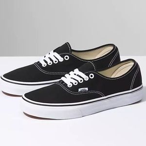 Vans woman’s size 8.0 never worn.